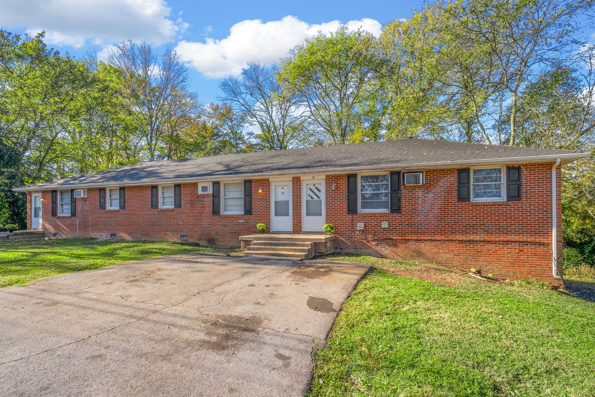 432 Circle Drive Clarksville TN 37043