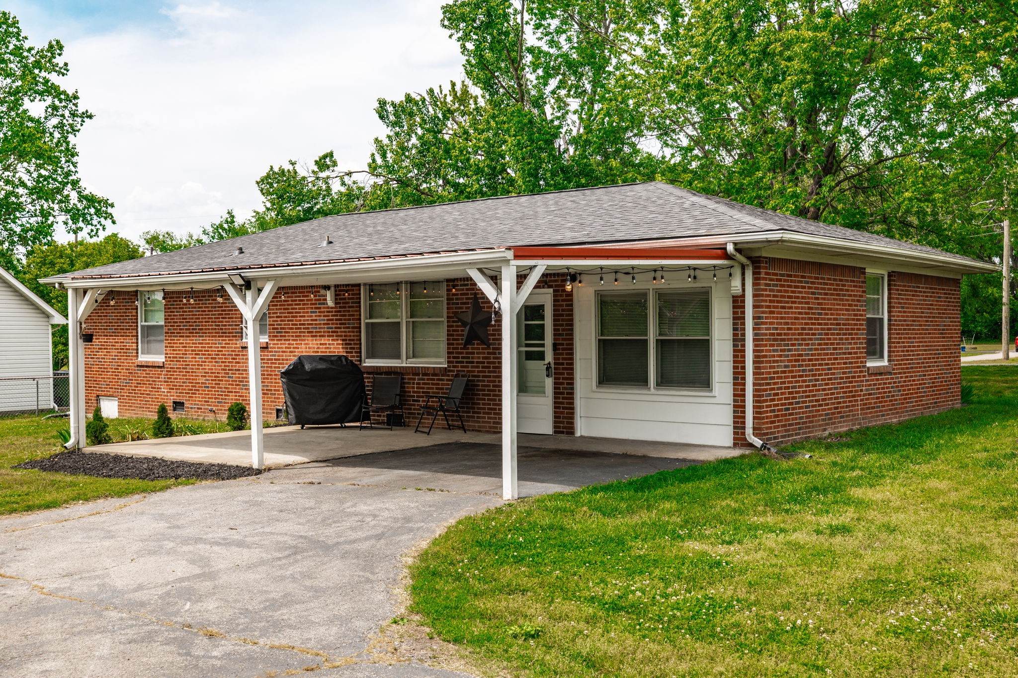 1103 Meadowview Drive Gallatin TN 37066