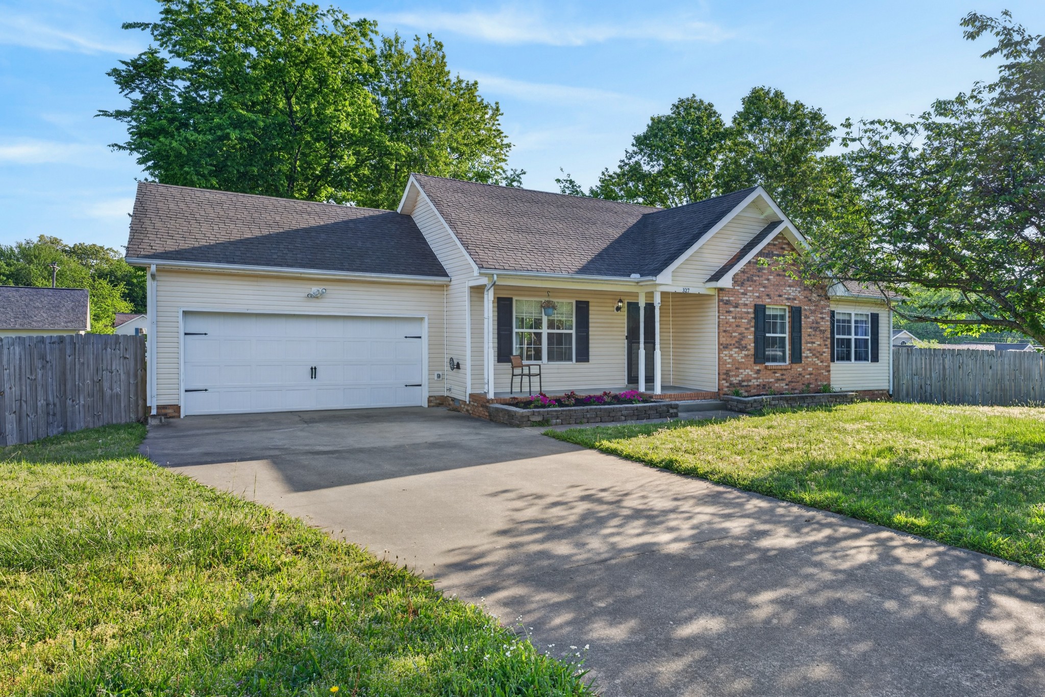 327 White Birch Court Clarksville TN 37042