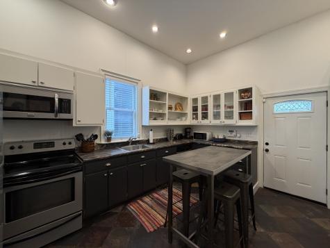 1120 3rd Ave, S Nashville TN 37210