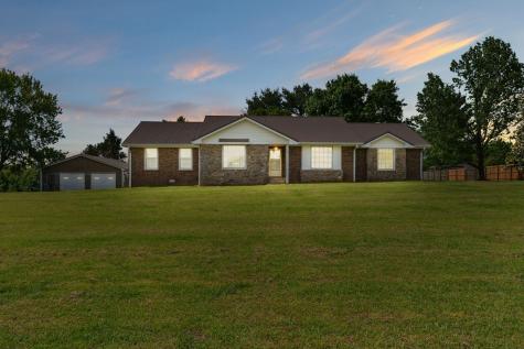 684 Highway 259 Portland TN 37148