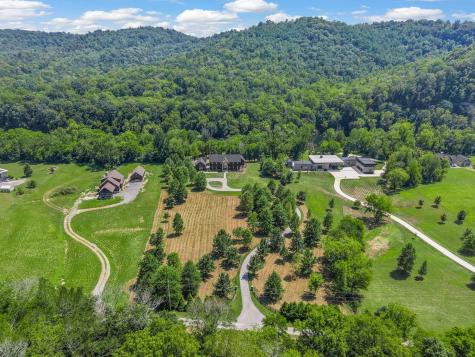 84 Judd Lane Lancaster TN 38569