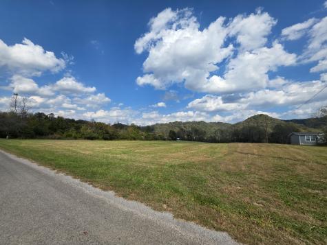 16 Fairground Lane Whitleyville TN 38588