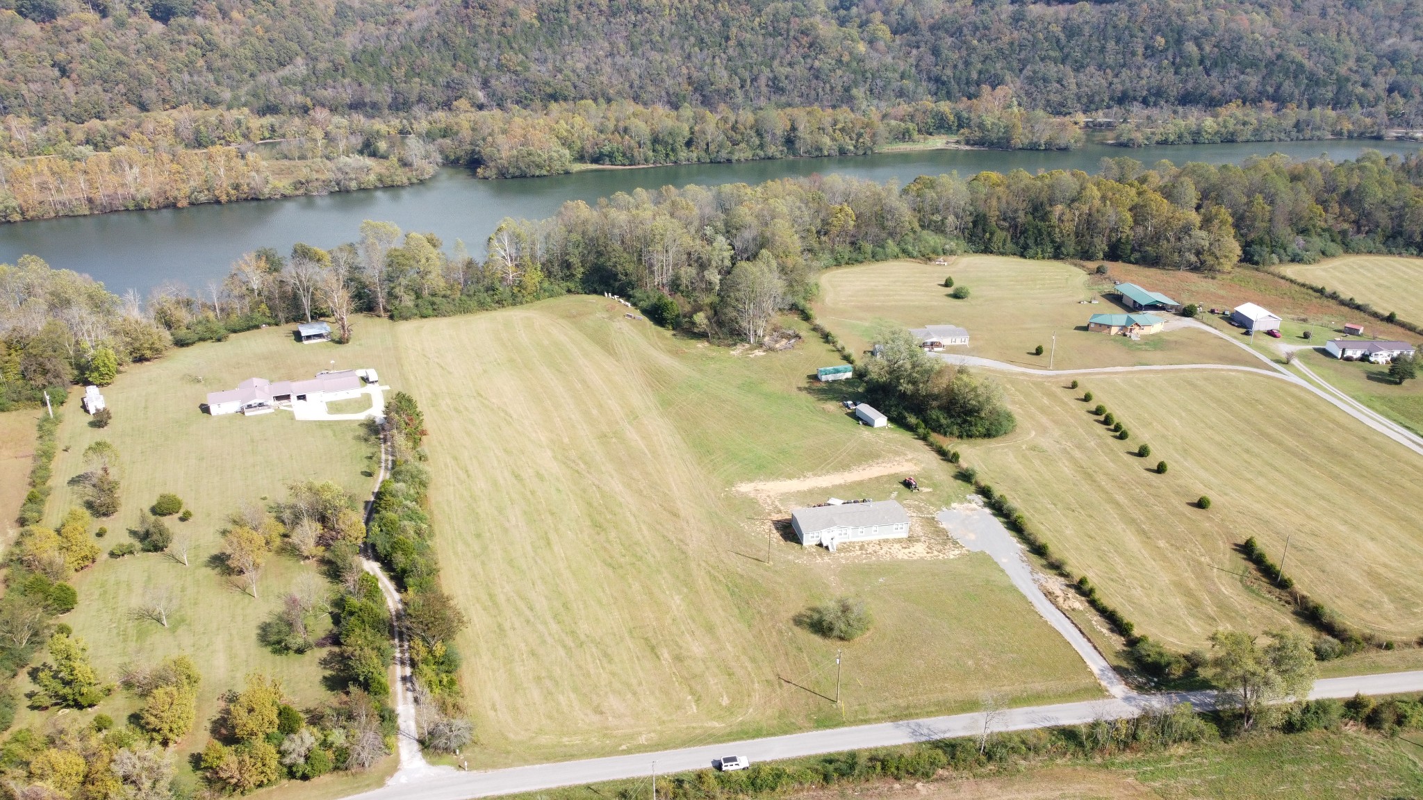 16 Fairground Lane Whitleyville TN 38588