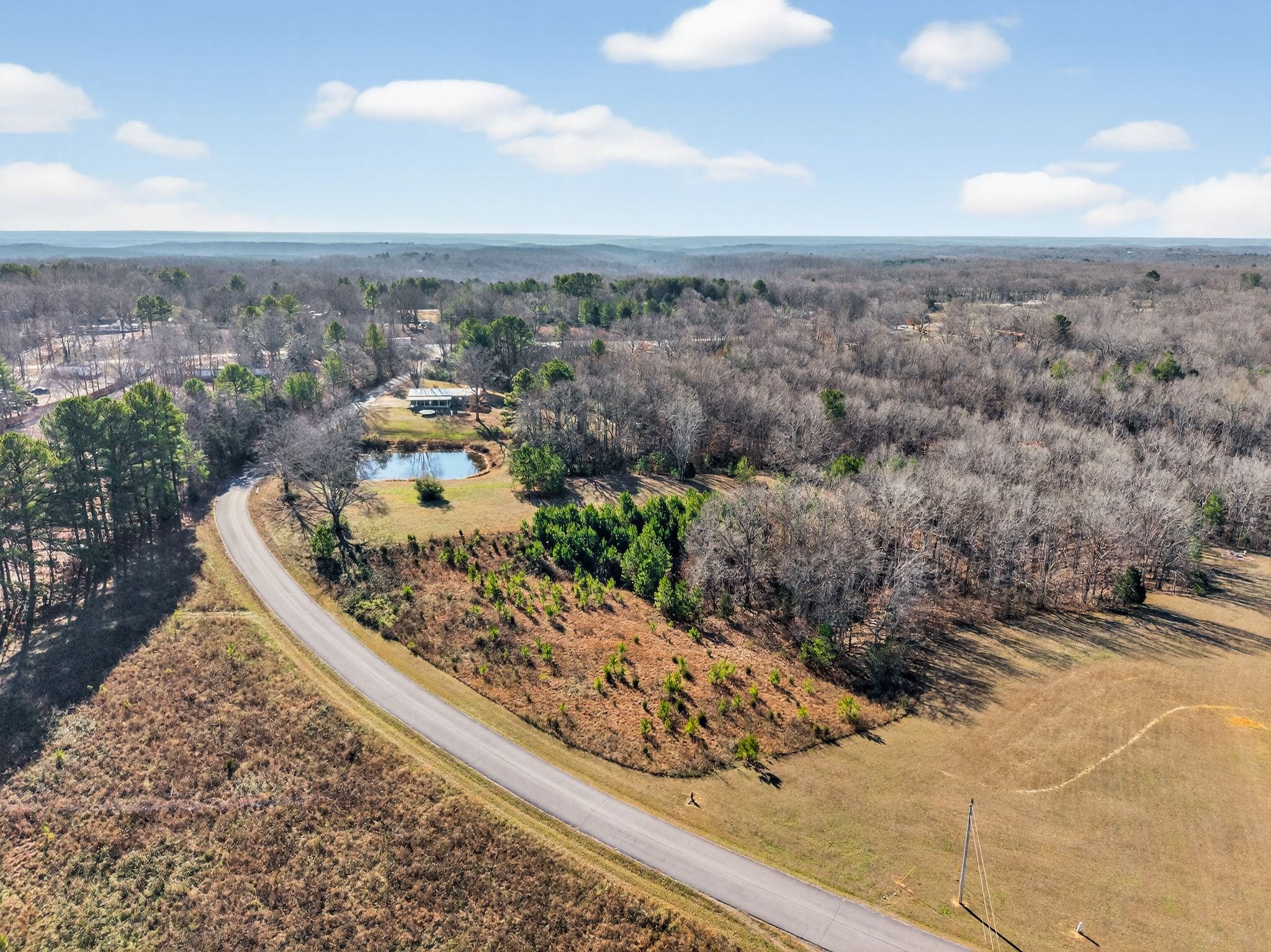 2191 Highway 100 Centerville TN 37033