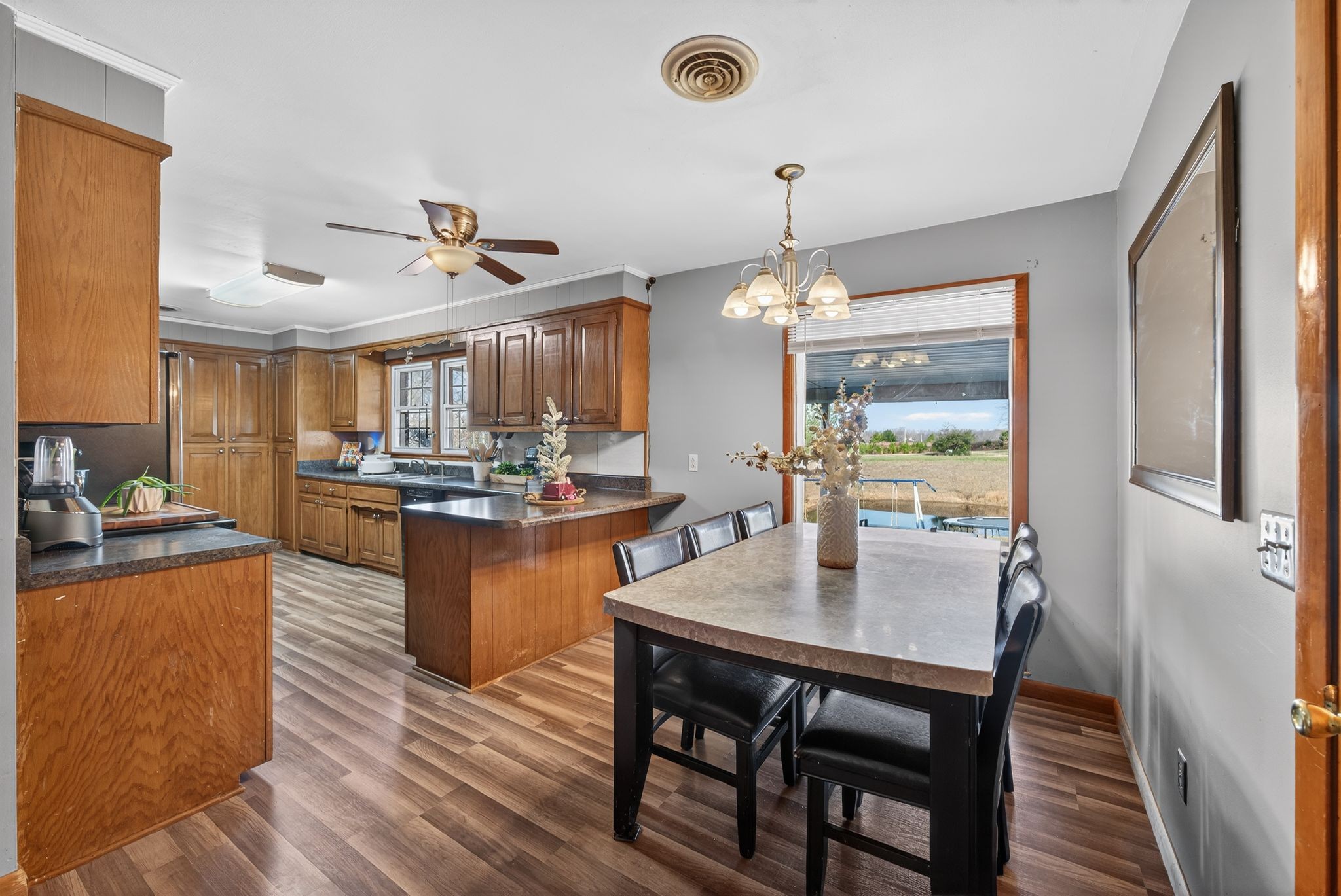 2191 Highway 100 Centerville TN 37033