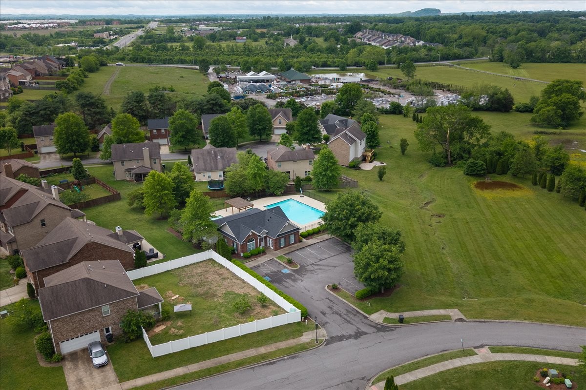 400 Stratford Park Boulevard Gallatin TN 37066