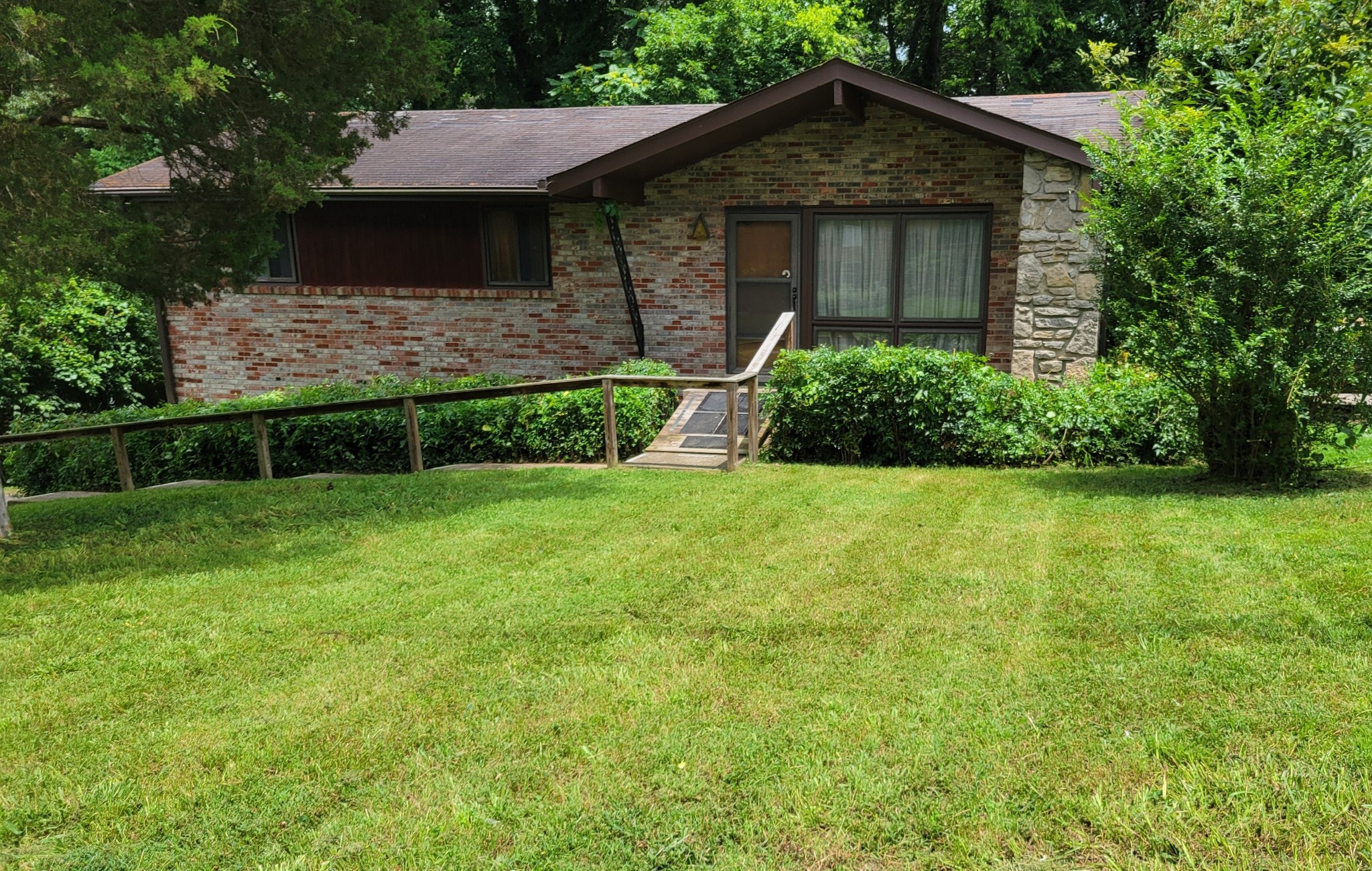 444 Tampa Drive Nashville TN 37211