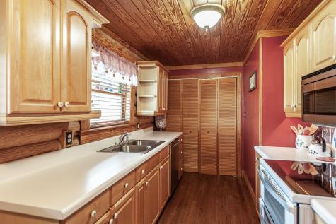 170 N Leath Road Portland TN 37148