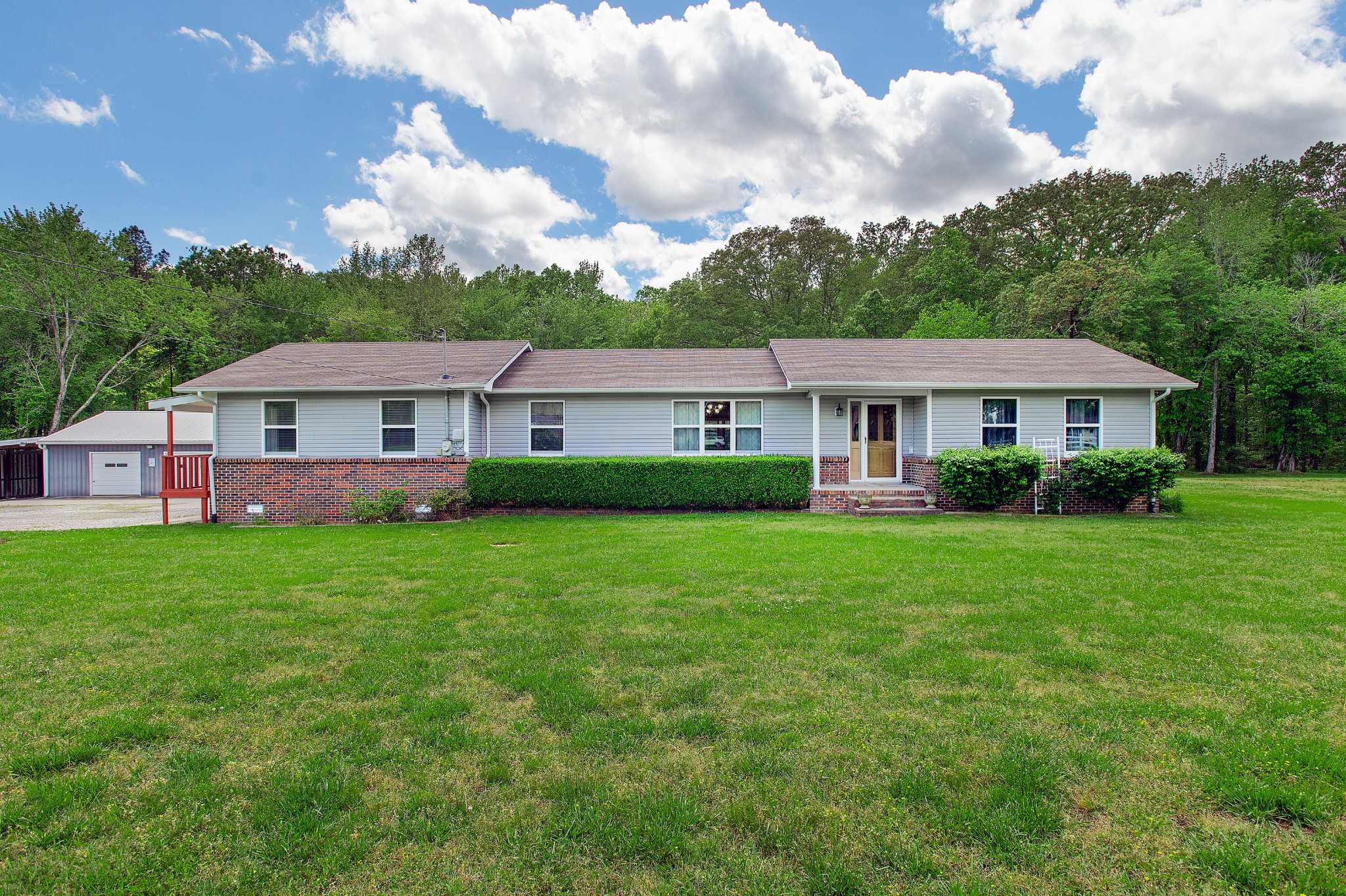 320 Ridgewood Drive Manchester TN 37355