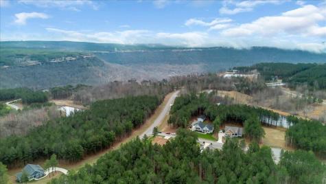 3590 Crockett Pointe Jasper TN 37347