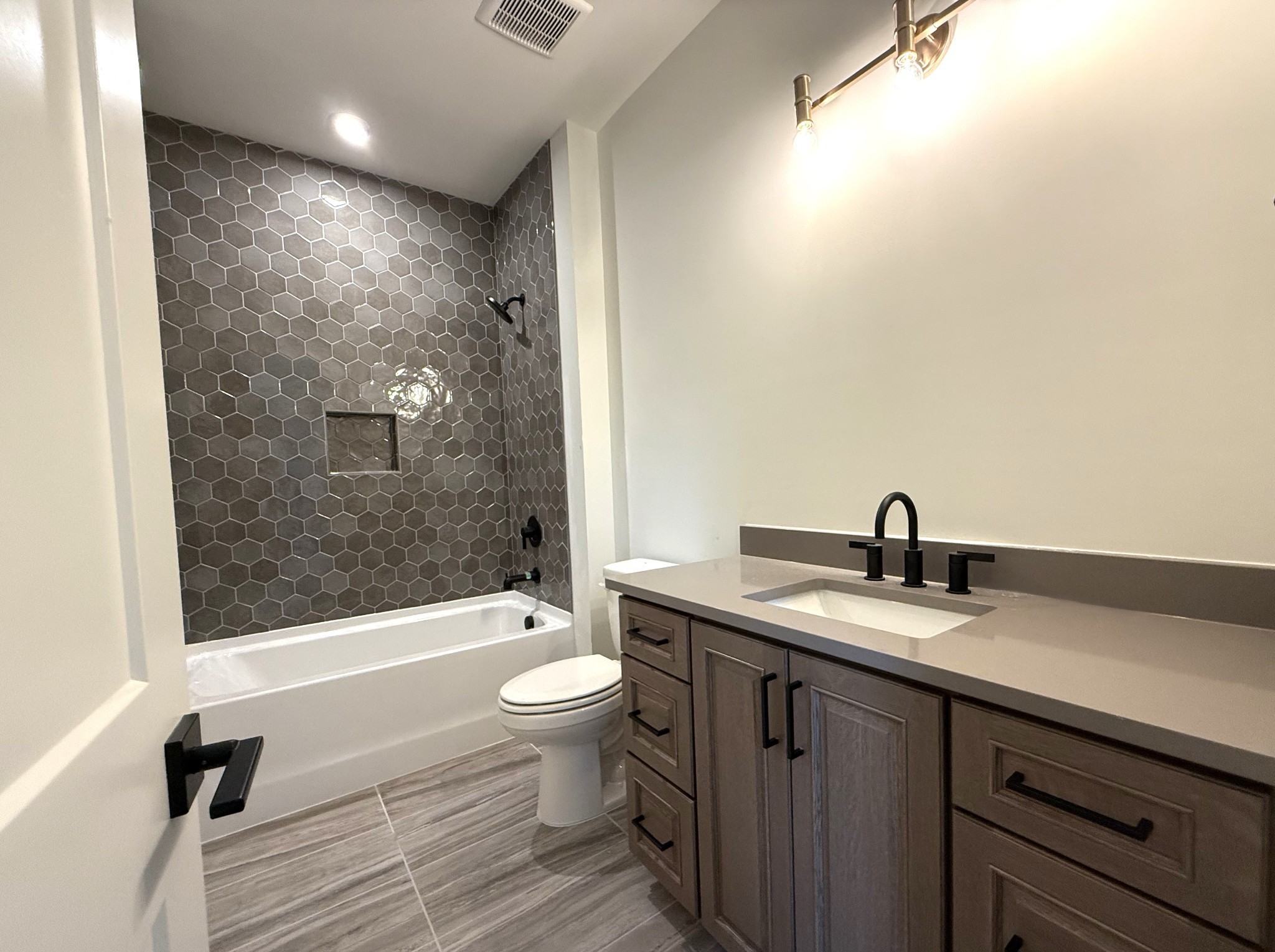 510 St Charles Drive Arrington TN 37014