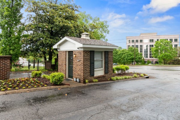 101 Jefferson Square Nashville TN 37215