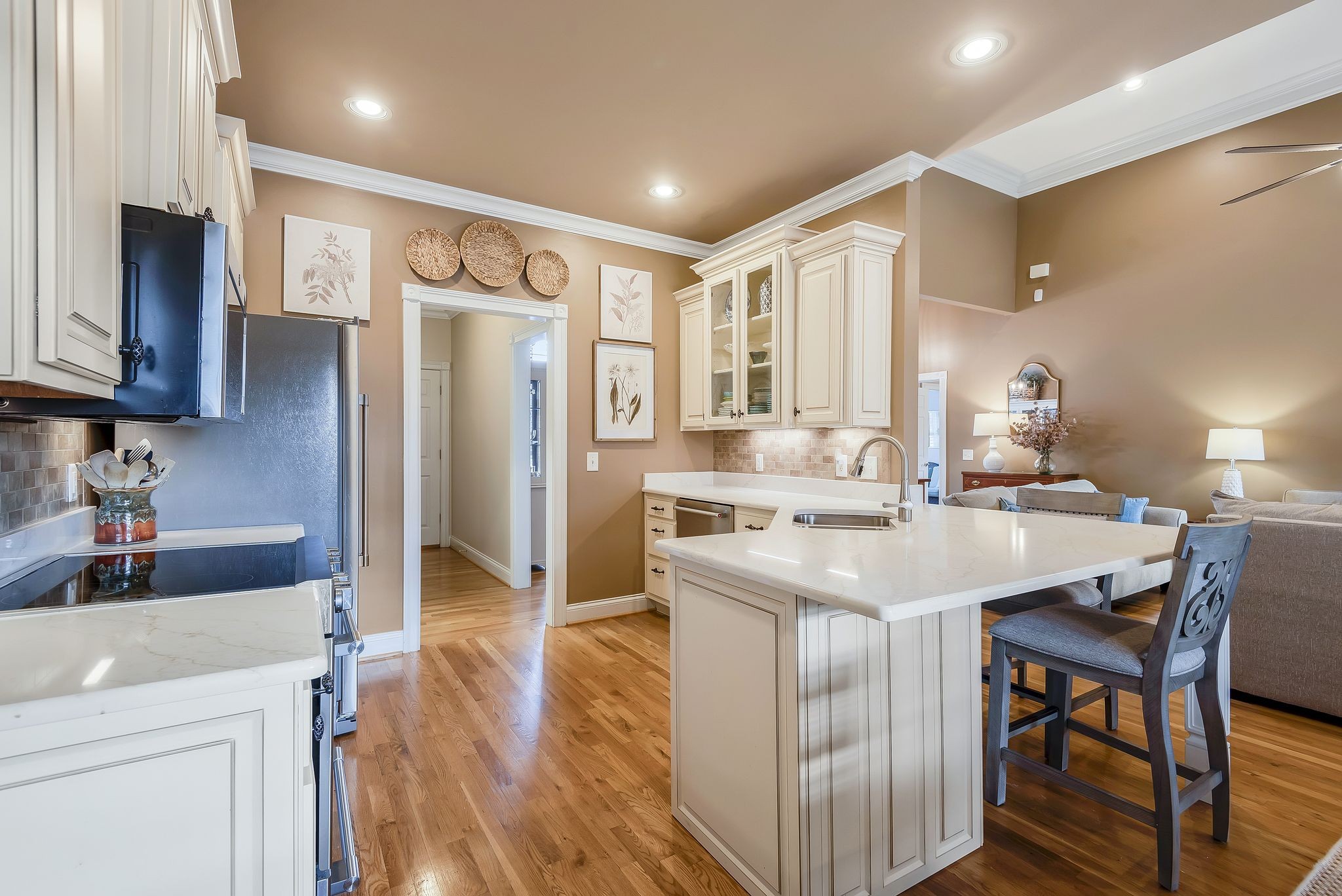 203 Keene Vly, N Hendersonville TN 37075