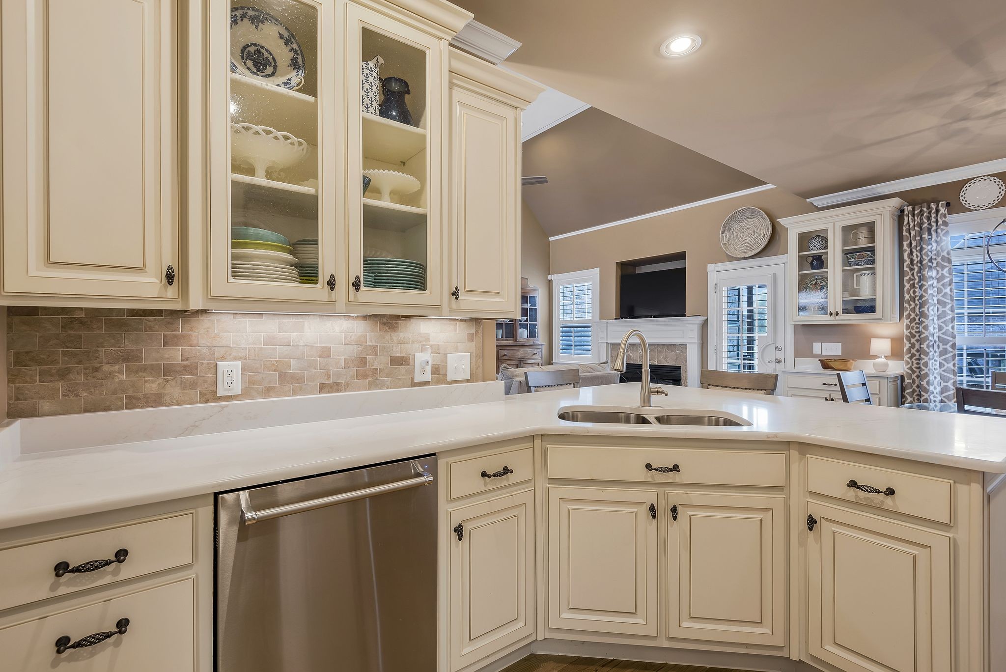 203 Keene Vly, N Hendersonville TN 37075