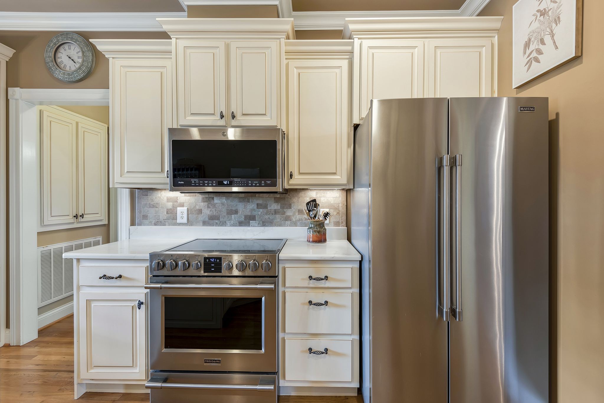 203 Keene Vly, N Hendersonville TN 37075