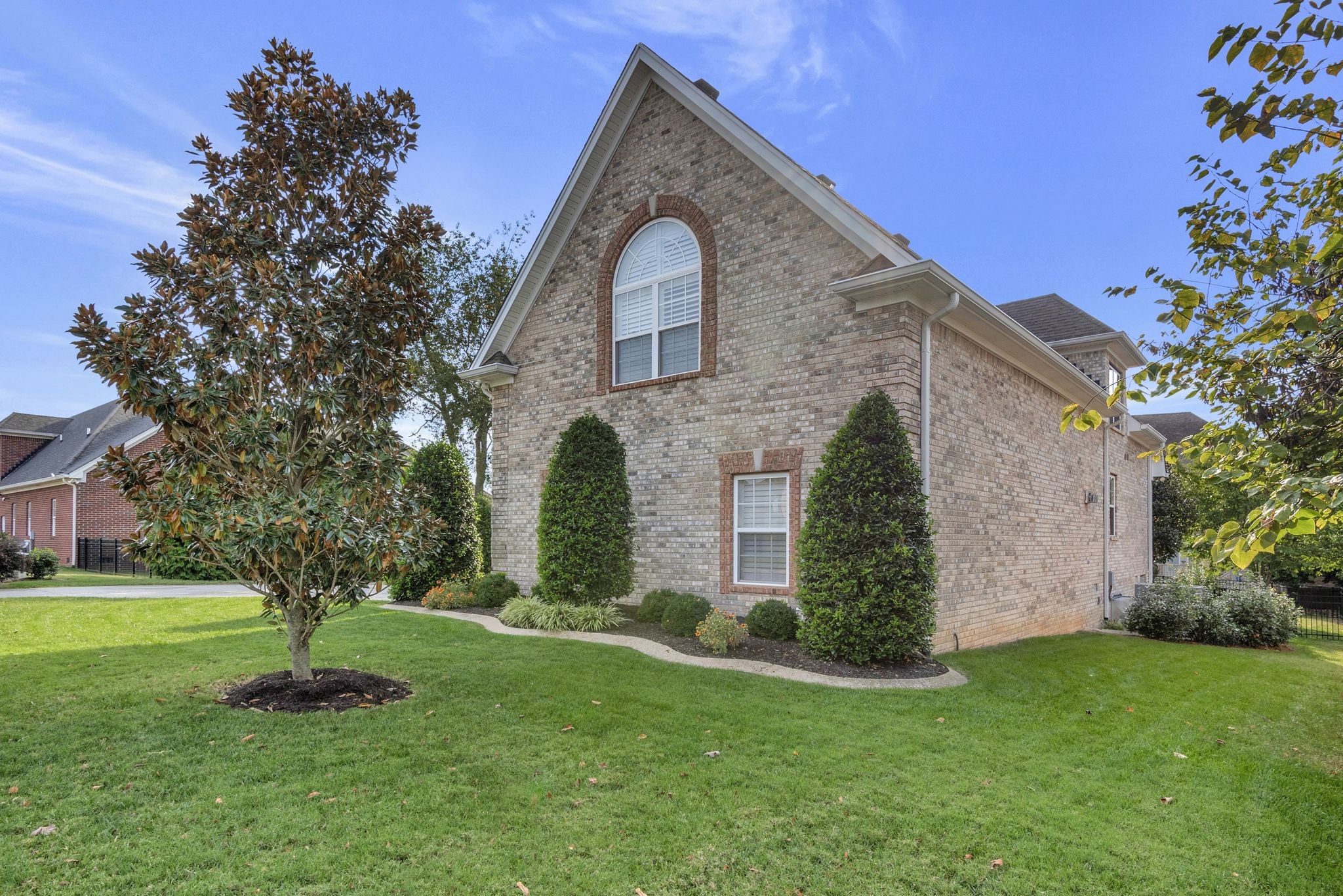 203 Keene Vly, N Hendersonville TN 37075