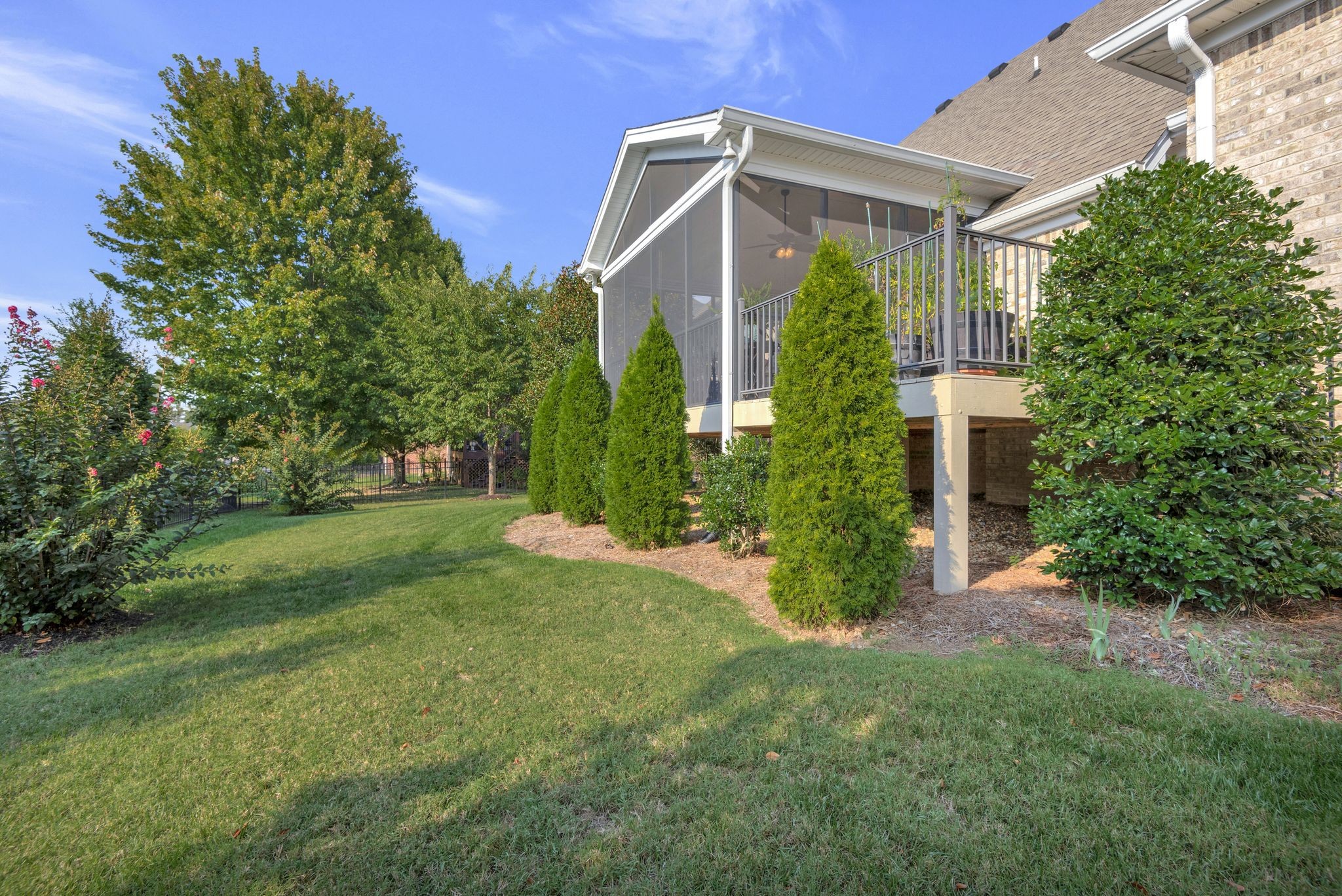 203 Keene Vly, N Hendersonville TN 37075