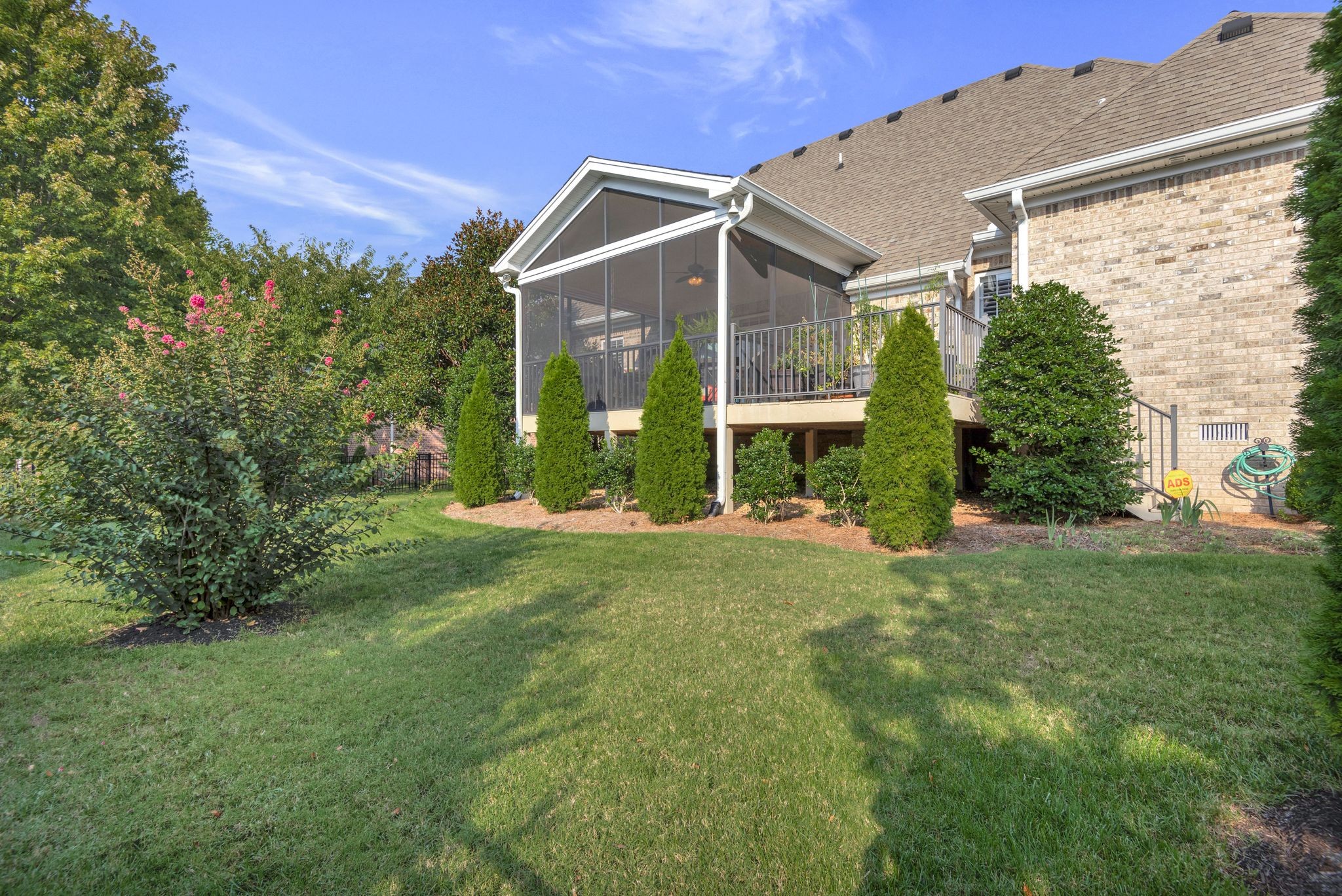 203 Keene Vly, N Hendersonville TN 37075