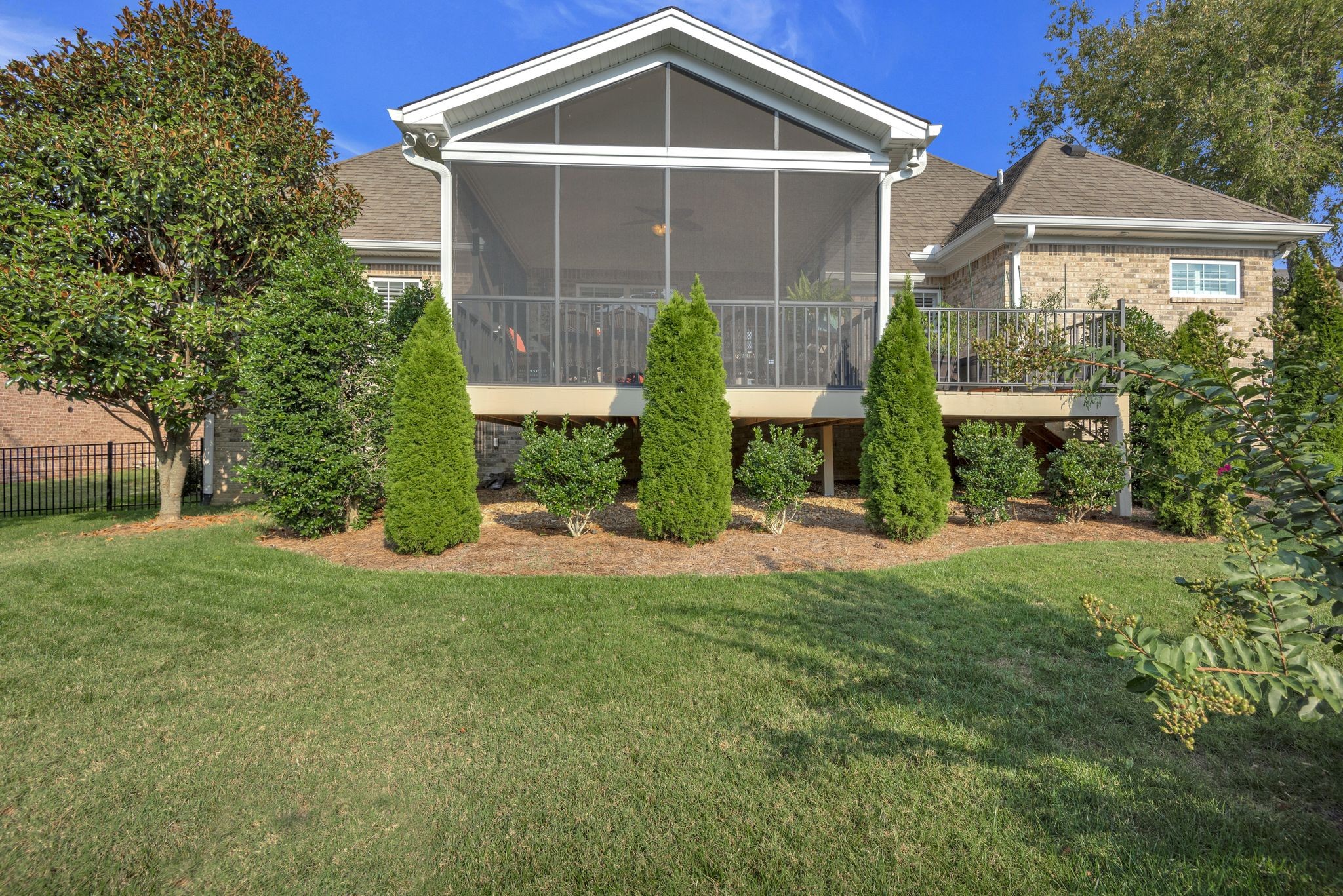 203 Keene Vly, N Hendersonville TN 37075