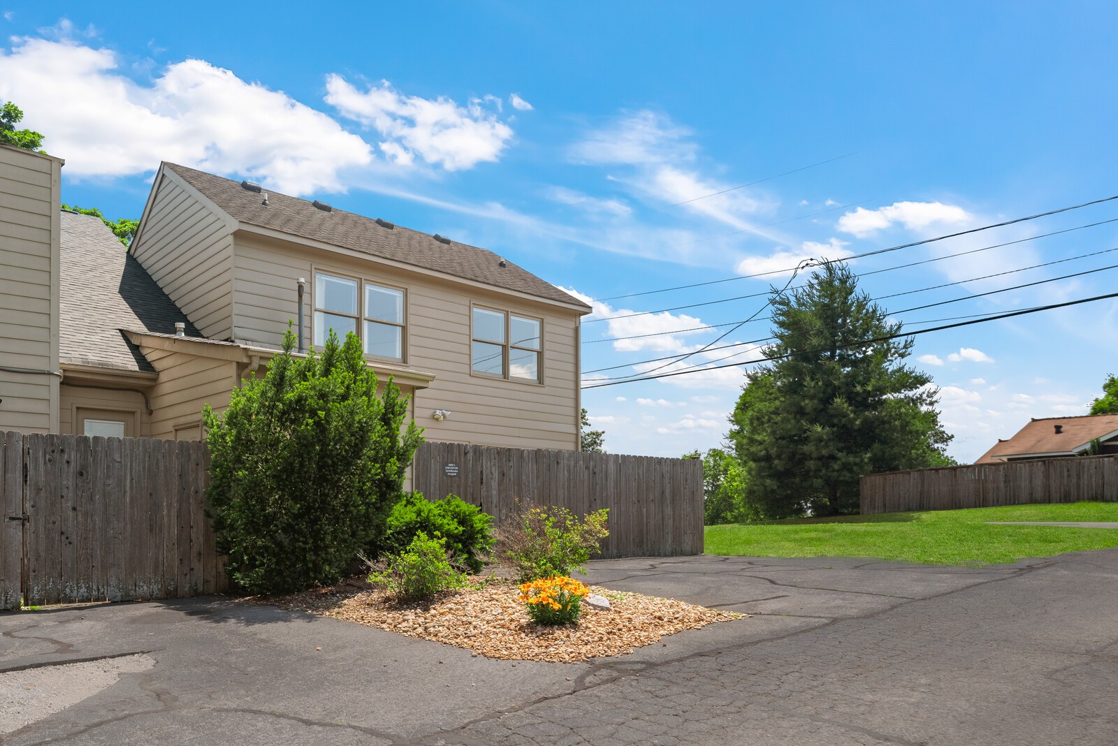 2920A Lebanon Pike Nashville TN 37214