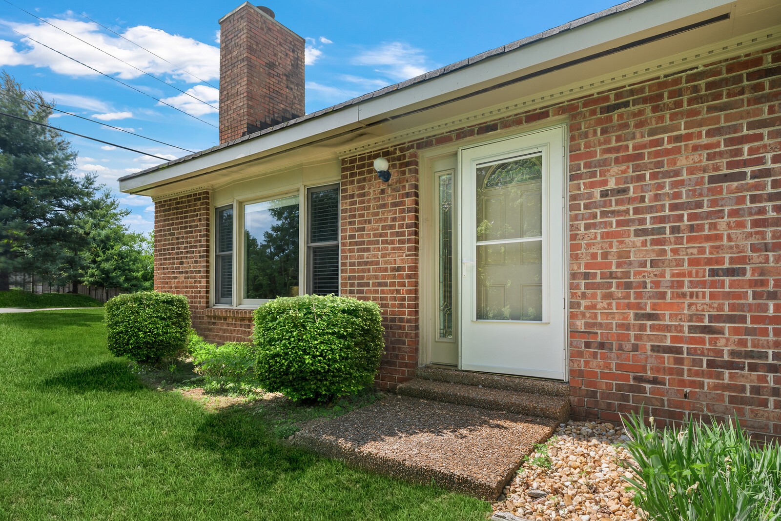 2920A Lebanon Pike Nashville TN 37214