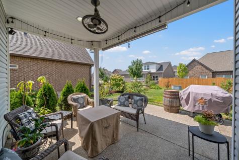 1323 Whispering Oaks Drive Lebanon TN 37090