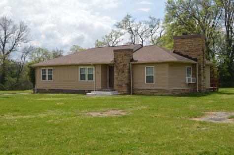 305 Peacock Street Bell Buckle TN 37020