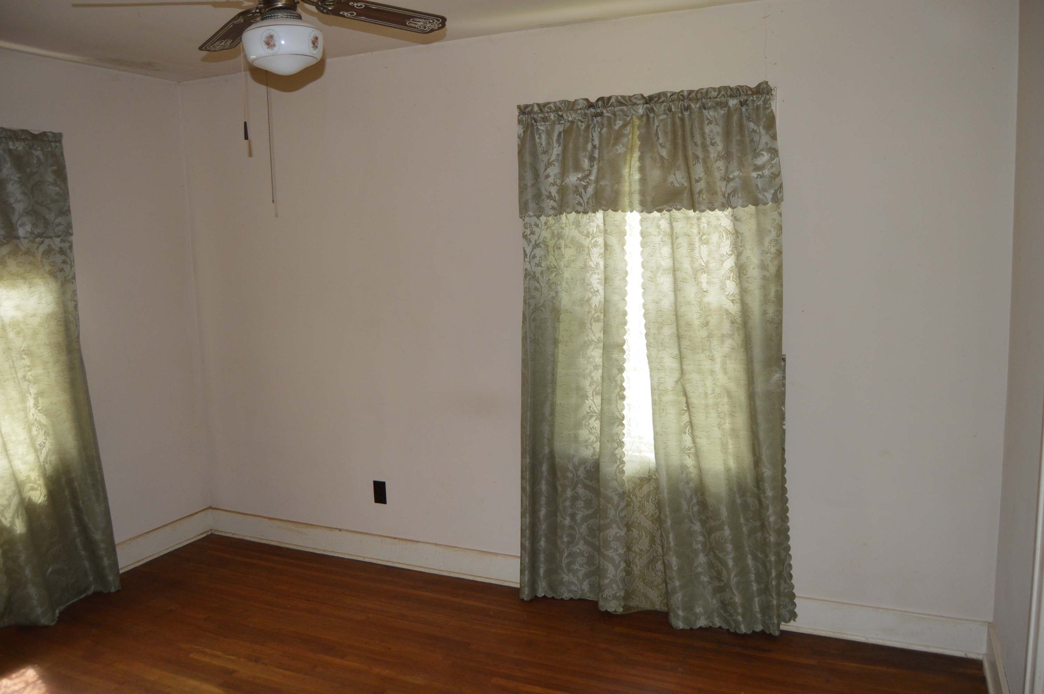 305 Peacock Street Bell Buckle TN 37020