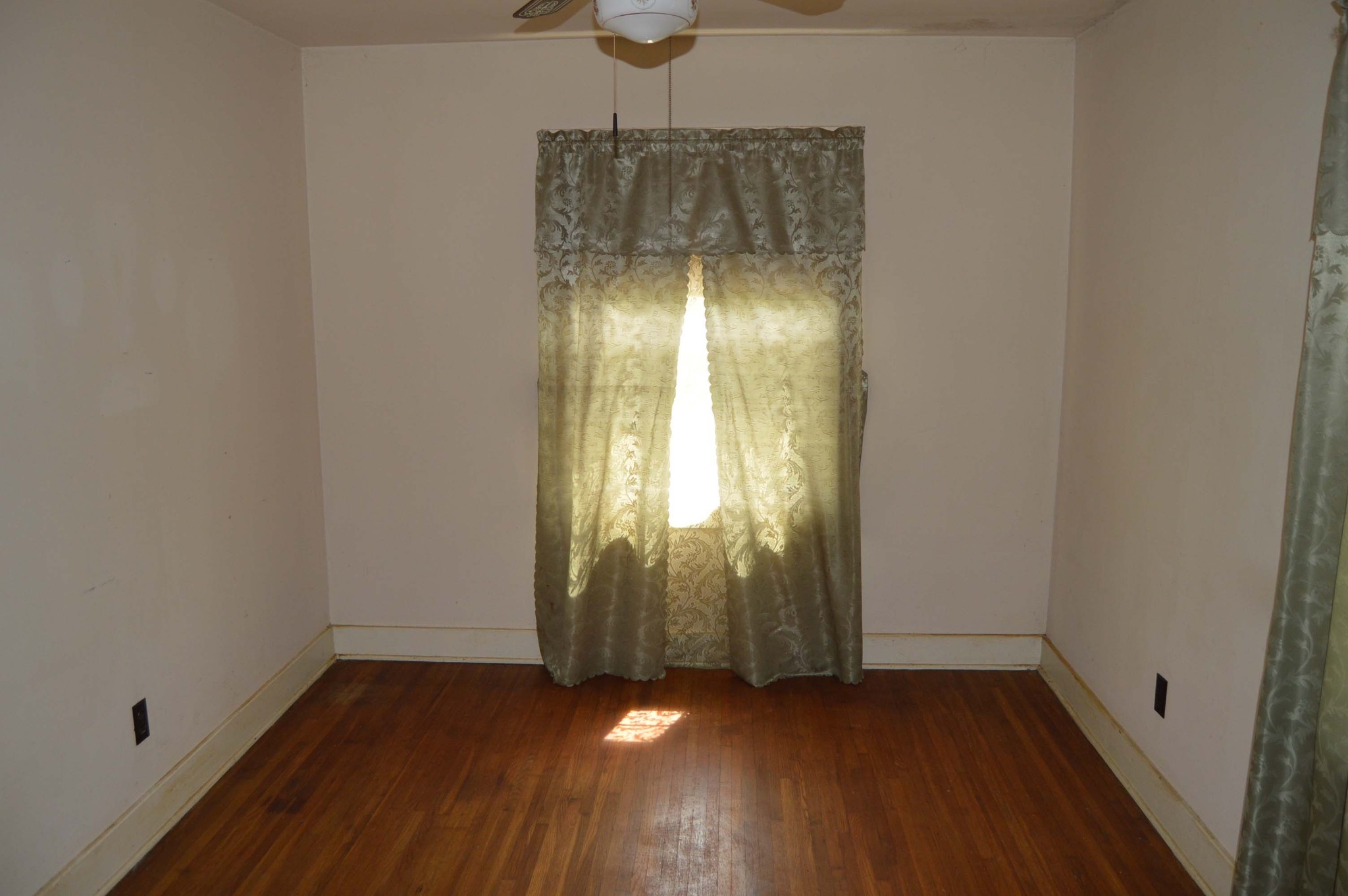 305 Peacock Street Bell Buckle TN 37020