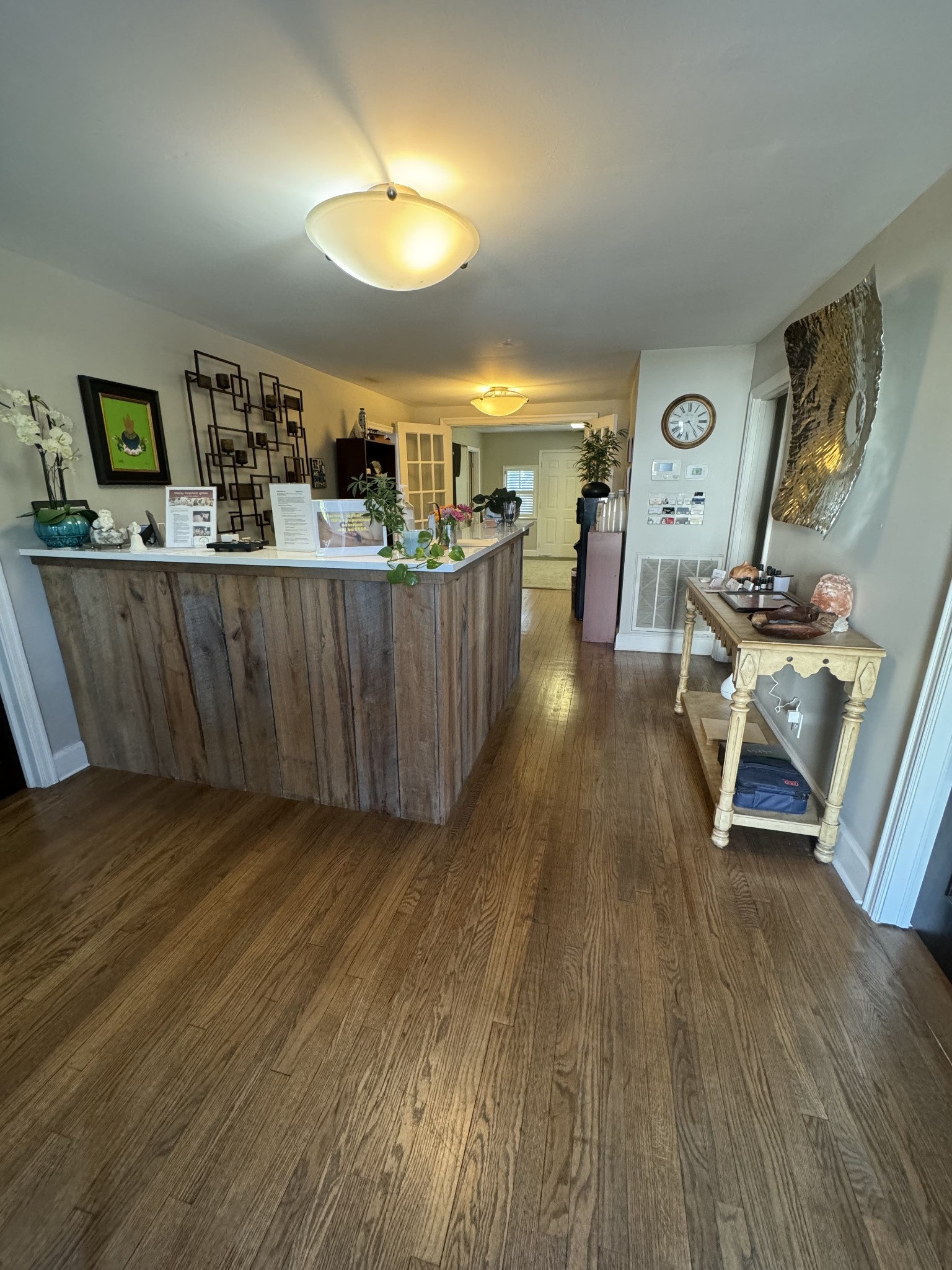 628 W Iris Drive Nashville TN 37204