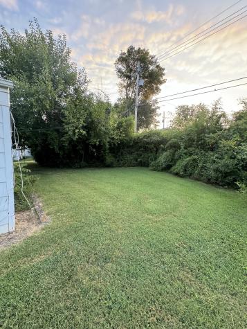 628 W Iris Drive Nashville TN 37204