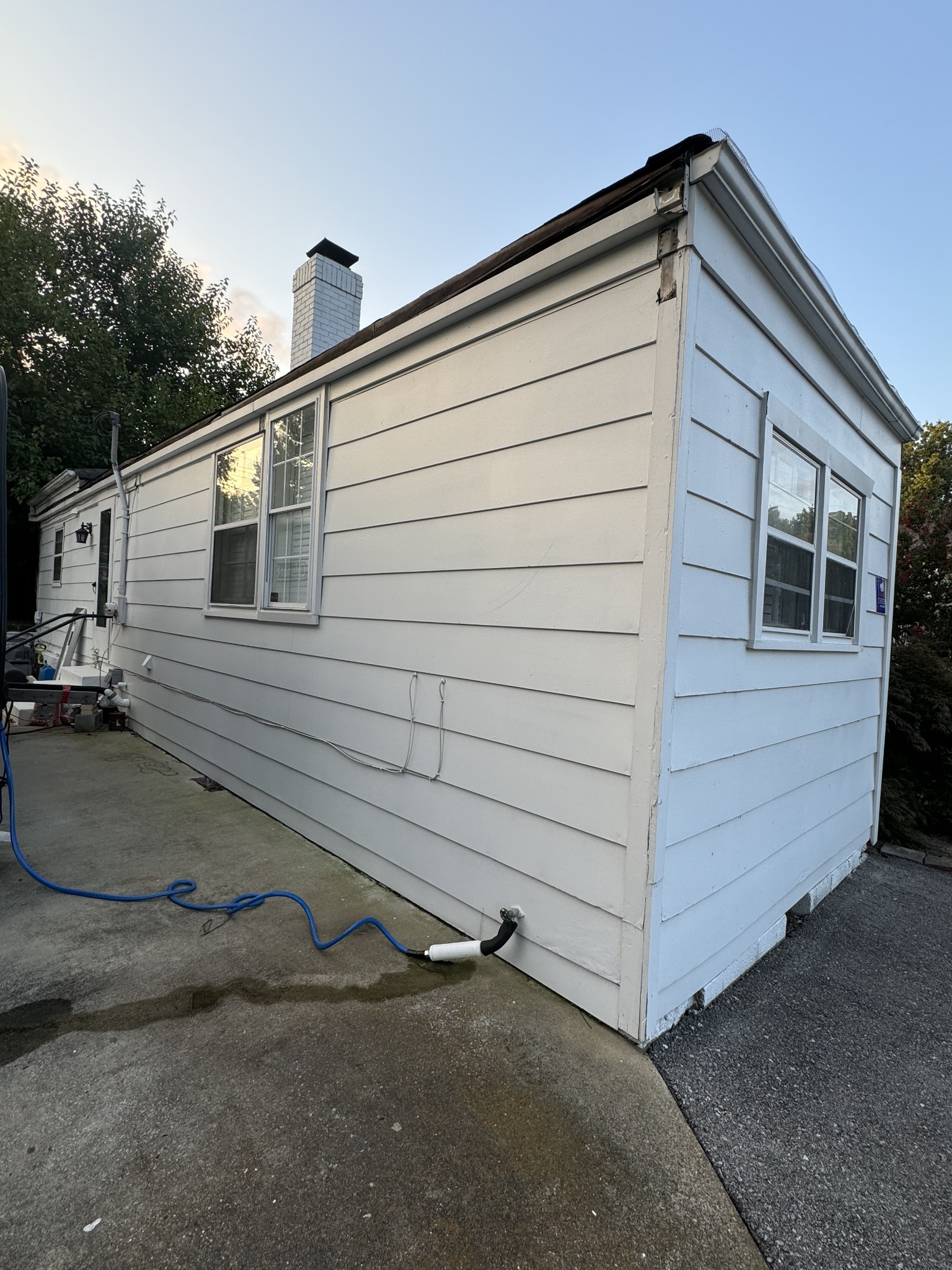 628 W Iris Drive Nashville TN 37204