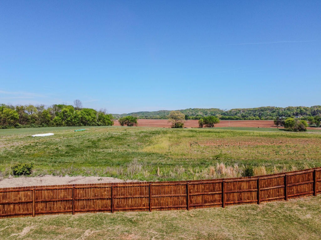180 Crescent Circle Niota TN 37826
