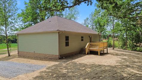 6480 Carter Road Westmoreland TN 37186