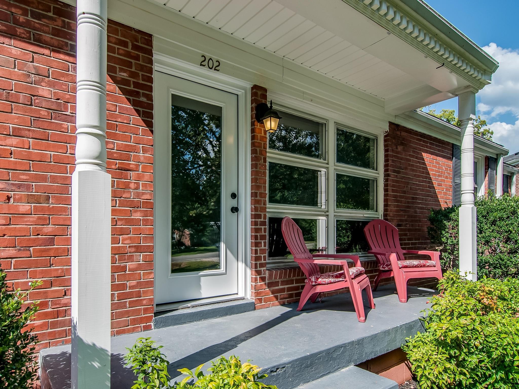 202 Pleasant Drive Columbia TN 38401