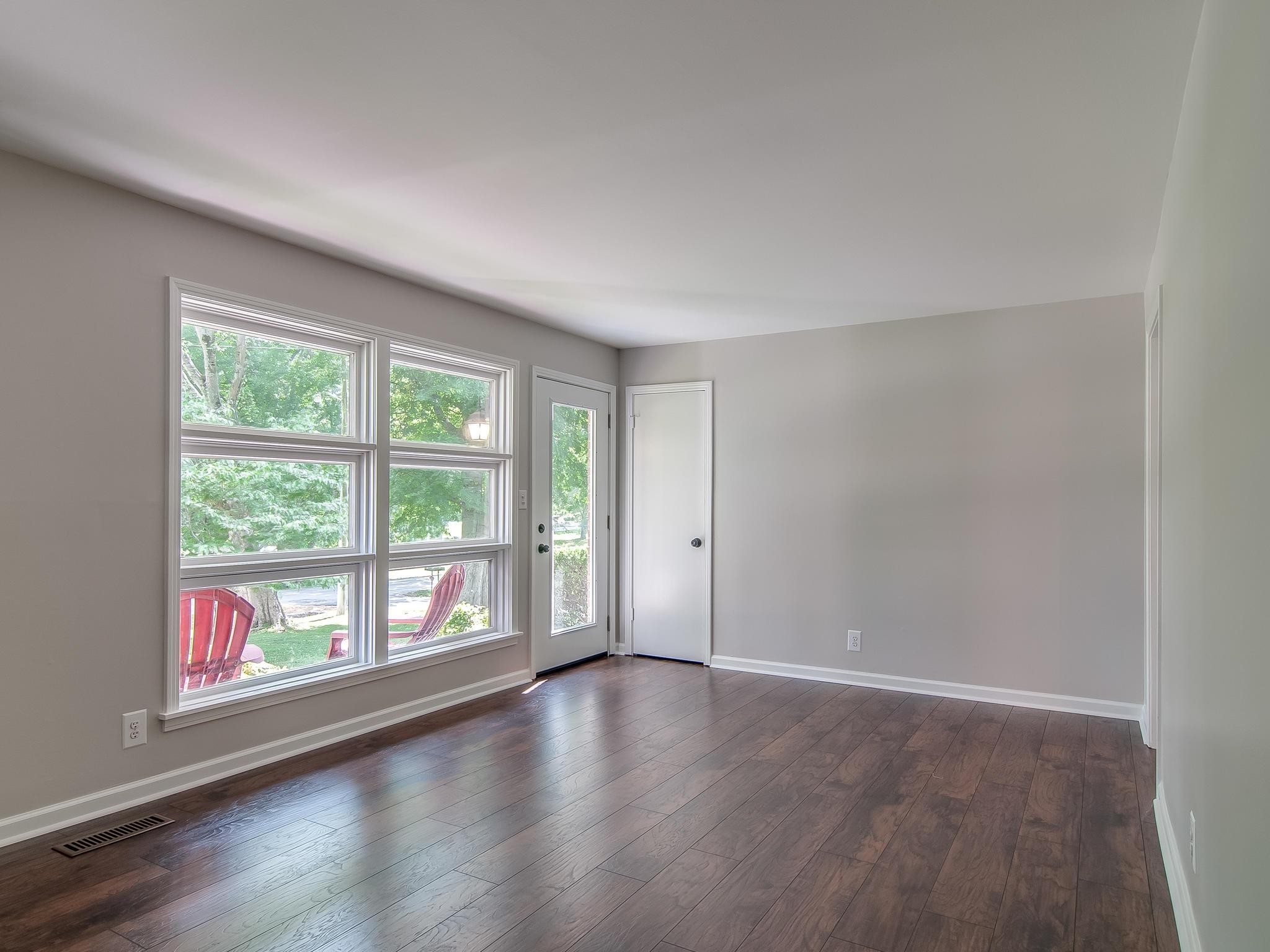 202 Pleasant Drive Columbia TN 38401
