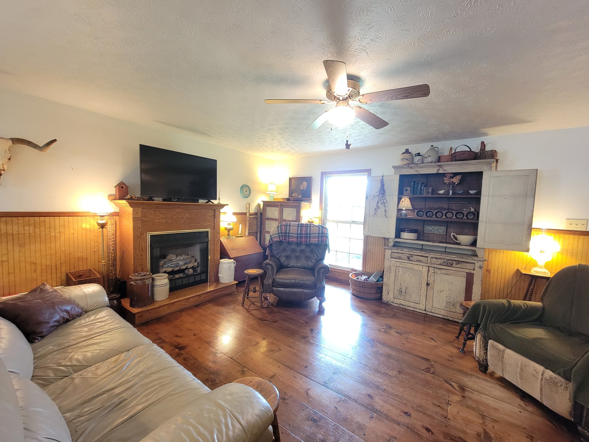 1089 Jim Clark Road Erin TN 37061