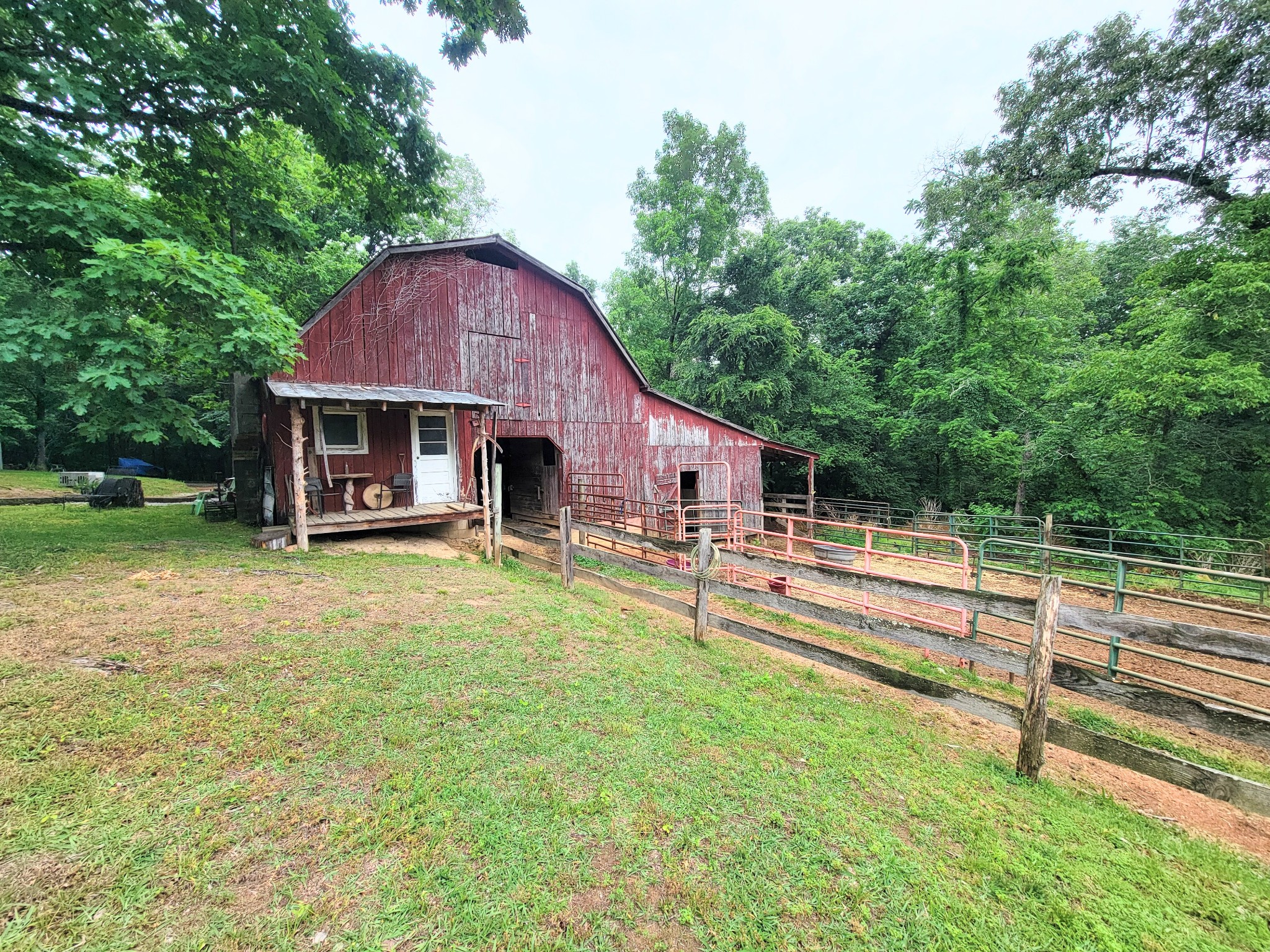 1089 Jim Clark Road Erin TN 37061