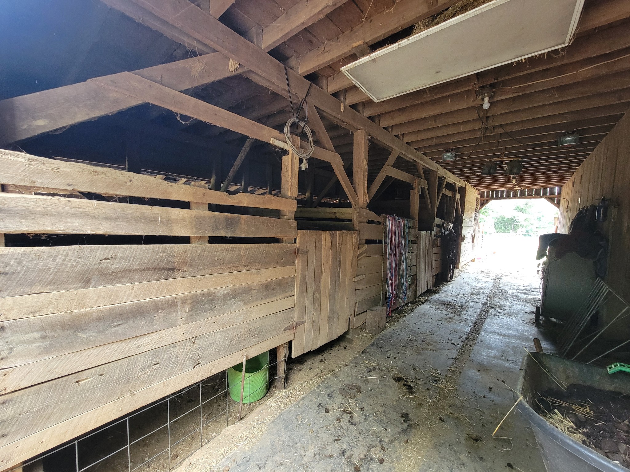 1089 Jim Clark Road Erin TN 37061