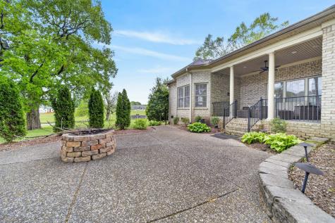 100 Gaston Street Hendersonville TN 37075