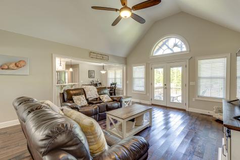 205 Lakeview Drive Hohenwald TN 38462