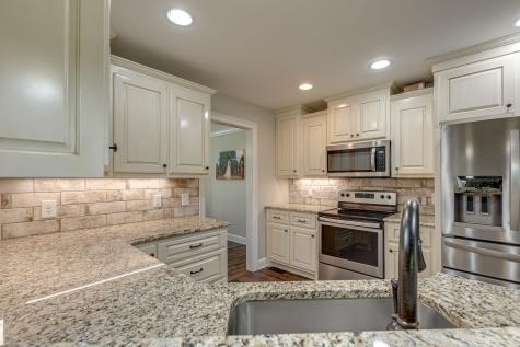 205 Lakeview Drive Hohenwald TN 38462