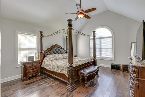 205 Lakeview Drive Hohenwald TN 38462