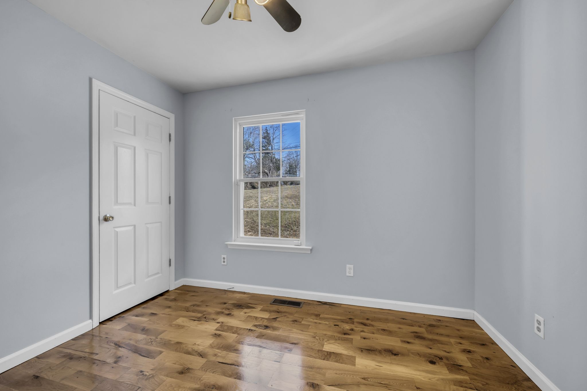 1546 Old Charlotte Pike Pegram TN 37143