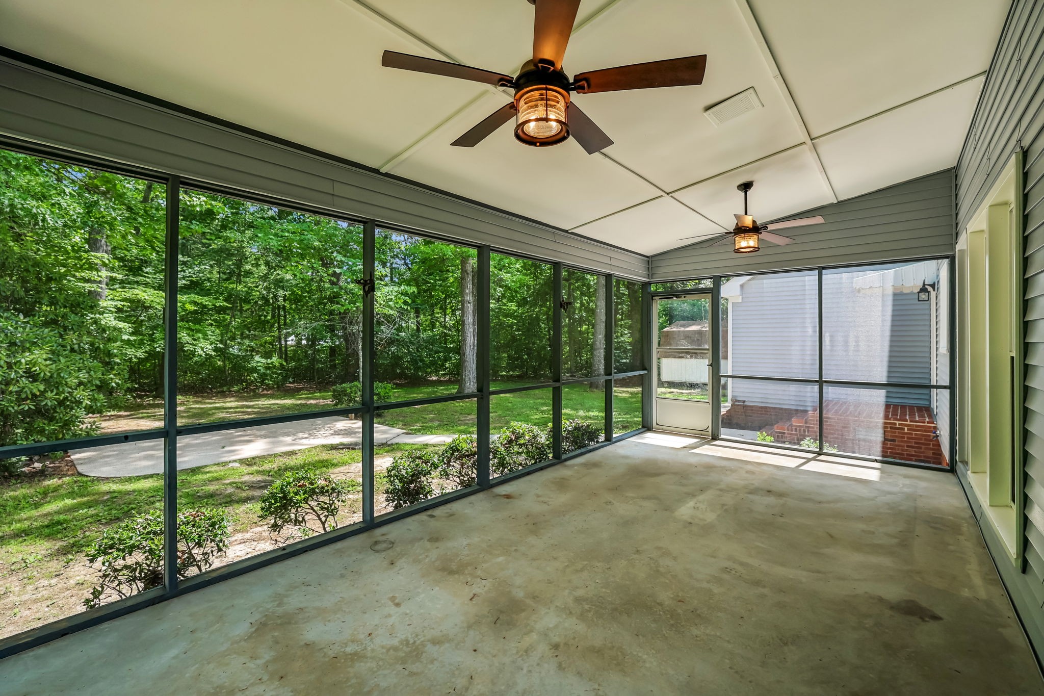 3447 Ledford Mill Road Wartrace TN 37183