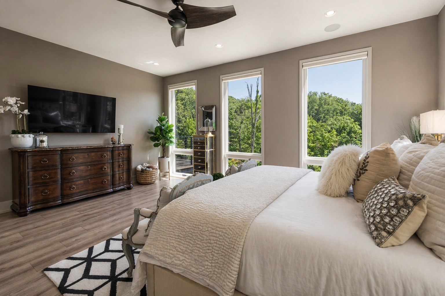 6616 Ellwood Court Nashville TN 37205