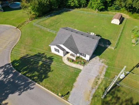 1016 Larkspur Meadows Lane Portland TN 37148