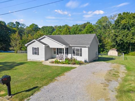 1016 Larkspur Meadows Lane Portland TN 37148