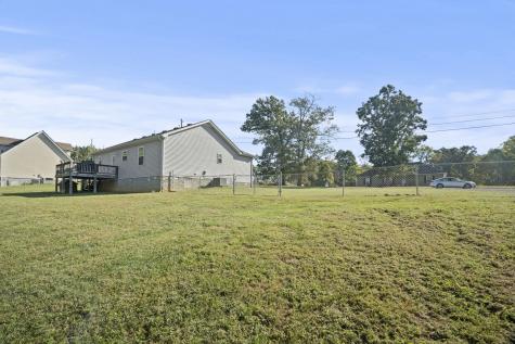 1016 Larkspur Meadows Lane Portland TN 37148